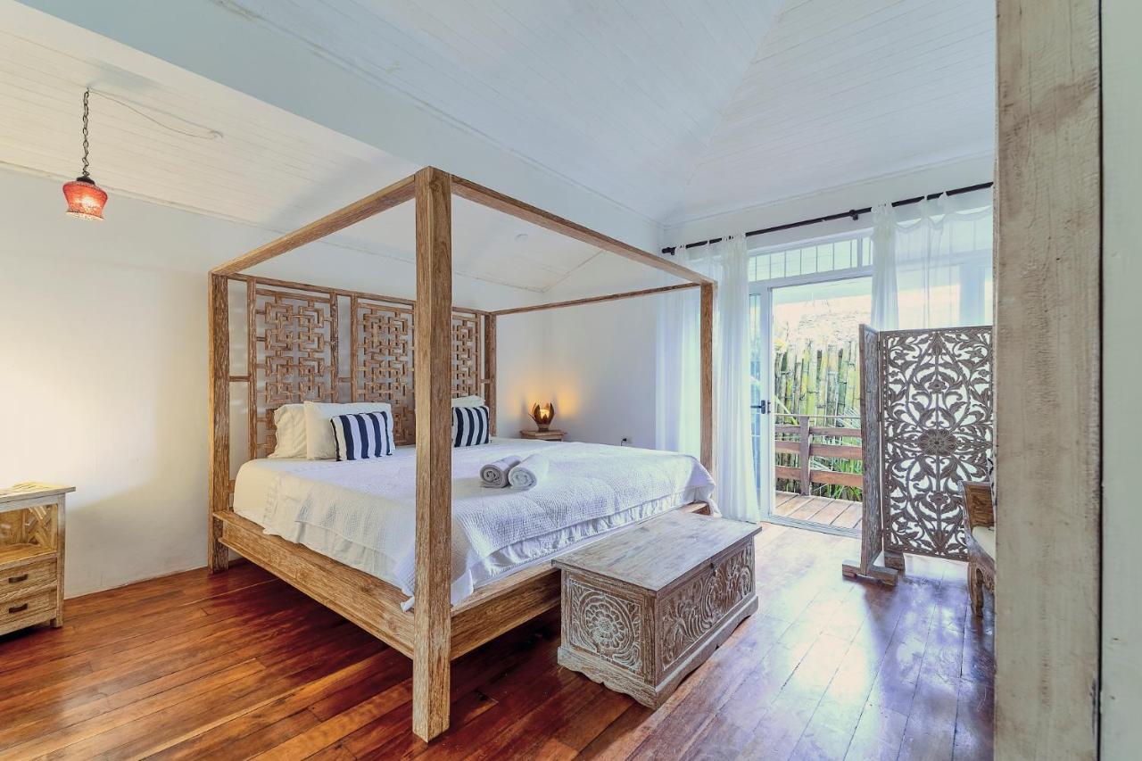 Вилла Pineapple House Manzanillo Экстерьер фото
