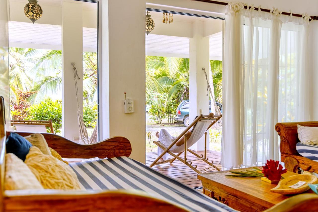 Вилла Pineapple House Manzanillo Экстерьер фото