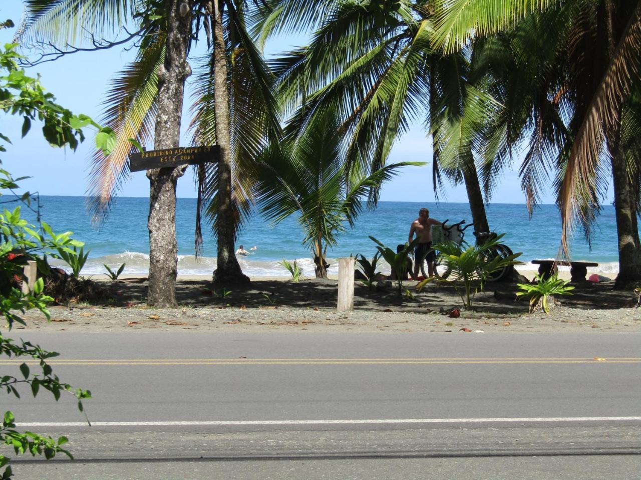 Вилла Pineapple House Manzanillo Экстерьер фото